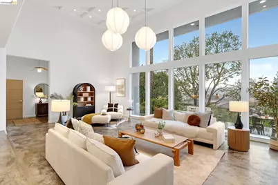 104 Capricorn Ave, Oakland, CA 94611 - Photo 8