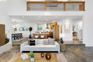 104 Capricorn Ave, Oakland, CA 94611 - Photo 12