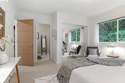 104 Capricorn Ave, Oakland, CA 94611 - Photo 36