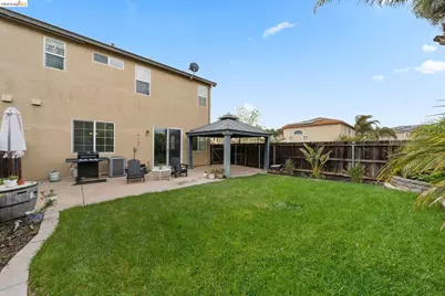 1453 Cullen Dr, Discovery Bay, CA 94505 - Photo 34