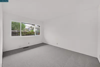 27889 Farm Hill Dr, Hayward, CA 94542 - Photo 32