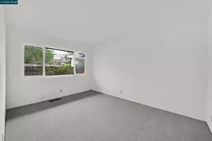 27889 Farm Hill Dr, Hayward, CA 94542 - Photo 32