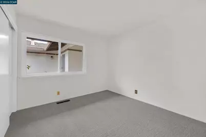 27889 Farm Hill Dr, Hayward, CA 94542 - Photo 30