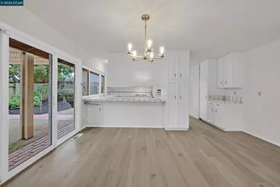 27889 Farm Hill Dr, Hayward, CA 94542 - Photo 20