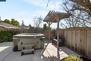 19 Lance Ct, Moraga, CA 94556 - Photo 28
