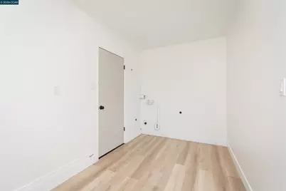 5201 Sky Pkwy, Sacramento, CA 95823 - Photo 18