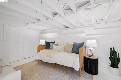 4200 Mountain View Ave, Oakland, CA 94605 - Photo 30