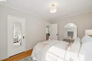 4200 Mountain View Ave, Oakland, CA 94605 - Photo 18