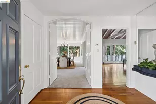 5922 Bruns Ct, Oakland, CA 94611 - Photo 22