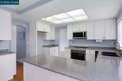 207 Arlington Way, Vacaville, CA 95687 - Photo 10