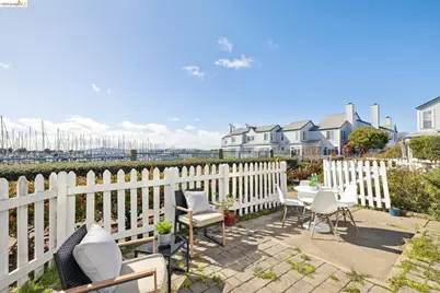 306 Commodore Dr, Richmond, CA 94804 - Photo 6