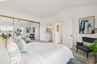 306 Commodore Dr, Richmond, CA 94804 - Photo 36