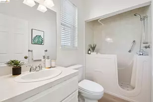 306 Commodore Dr, Richmond, CA 94804 - Photo 30