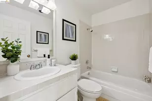 306 Commodore Dr, Richmond, CA 94804 - Photo 50