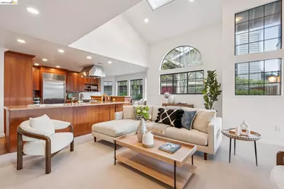 28 Sunny Cove Cir, Alameda, CA 94502 - Photo 14