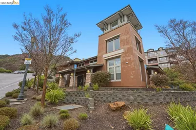 6271 Rocky Point Ct, Oakland, CA 94605 - Photo 52