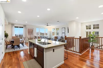 6271 Rocky Point Ct, Oakland, CA 94605 - Photo 16