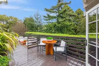 1374 El Centro Ave, Oakland, CA 94602 - Photo 44