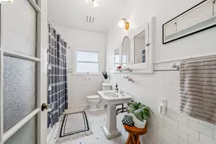 534 Mira Vista Ave, Oakland, CA 94610 - Photo 16