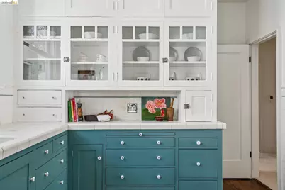 534 Mira Vista Ave, Oakland, CA 94610 - Photo 14