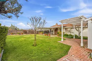 389 Mavis Dr, Pleasanton, CA 94566 - Photo 32