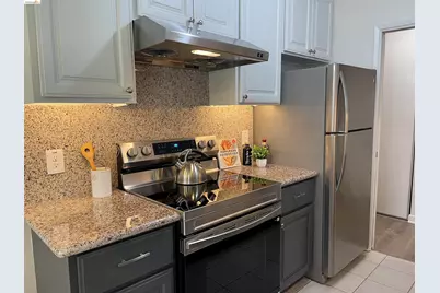 3750 Harrison #103, Oakland, CA 94611 - Photo 4