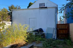 1124 63rd St, Oakland, CA 94608 - Photo 14