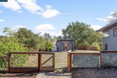 151 Montecito Crescent, Walnut Creek, CA 94597 - Photo 40