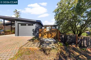 151 Montecito Crescent, Walnut Creek, CA 94597 - Photo 2