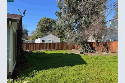 212 Babette Ct, Pleasant Hill, CA 94523 - Photo 10