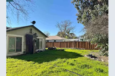 212 Babette Ct, Pleasant Hill, CA 94523 - Photo 12