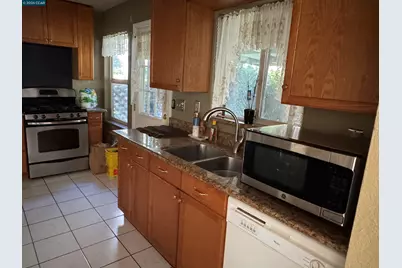 212 Babette Ct, Pleasant Hill, CA 94523 - Photo 4