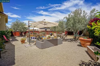 1512 Miwok Ct, Brentwood, CA 94513 - Photo 32