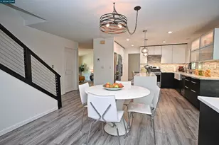 15 El Portal Ct, Clayton, CA 94517 - Photo 2