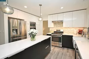 15 El Portal Ct, Clayton, CA 94517 - Photo 4