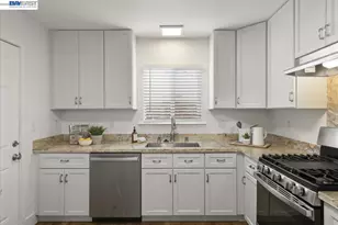 37141 St Christopher St, Newark, CA 94560 - Photo 10