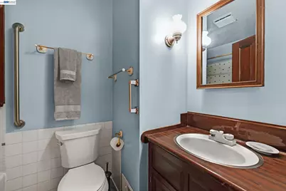 2211 College Avenue, Livermore, CA 94550 - Photo 12