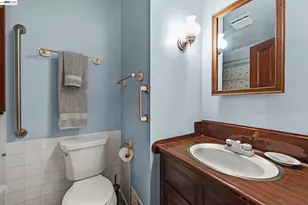 2211 College Ave, Livermore, CA 94550 - Photo 12