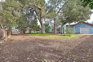 2211 College Ave, Livermore, CA 94550 - Photo 24