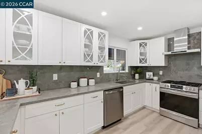 6 Sparrow Ct, Moraga, CA 94556 - Photo 4