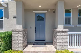 4069 Chalk Hl Wy, Dublin, CA 94568 - Photo 2