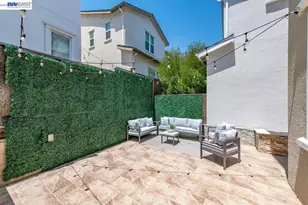 4069 Chalk Hl Wy, Dublin, CA 94568 - Photo 26