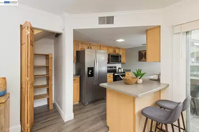 1255 Detroit Ave #14, Concord, CA 94520 - Photo 12