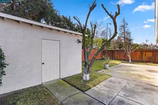 2025 Truman Ln, Oakley, CA 94561 - Photo 40