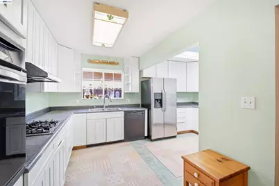 456 Lewis Ave, San Leandro, CA 94577 - Photo 4