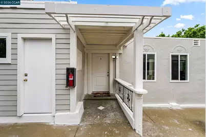 2220 Crest Ave, Martinez, CA 94553 - Photo 2