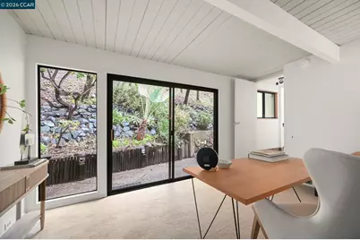 92 Evergreen Dr, Orinda, CA 94563 - Photo 22