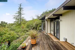 92 Evergreen Dr, Orinda, CA 94563 - Photo 24