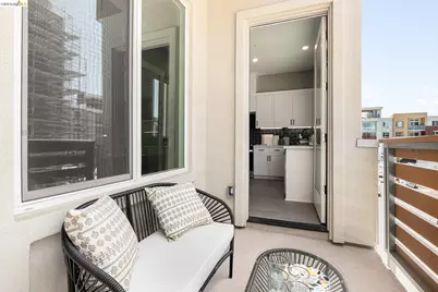 28968 Parkridge Loop #117, Hayward, CA 94544 - Photo 8