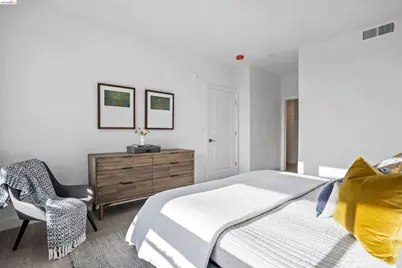 500 Somi Ct #301, Hayward, CA 94544 - Photo 12